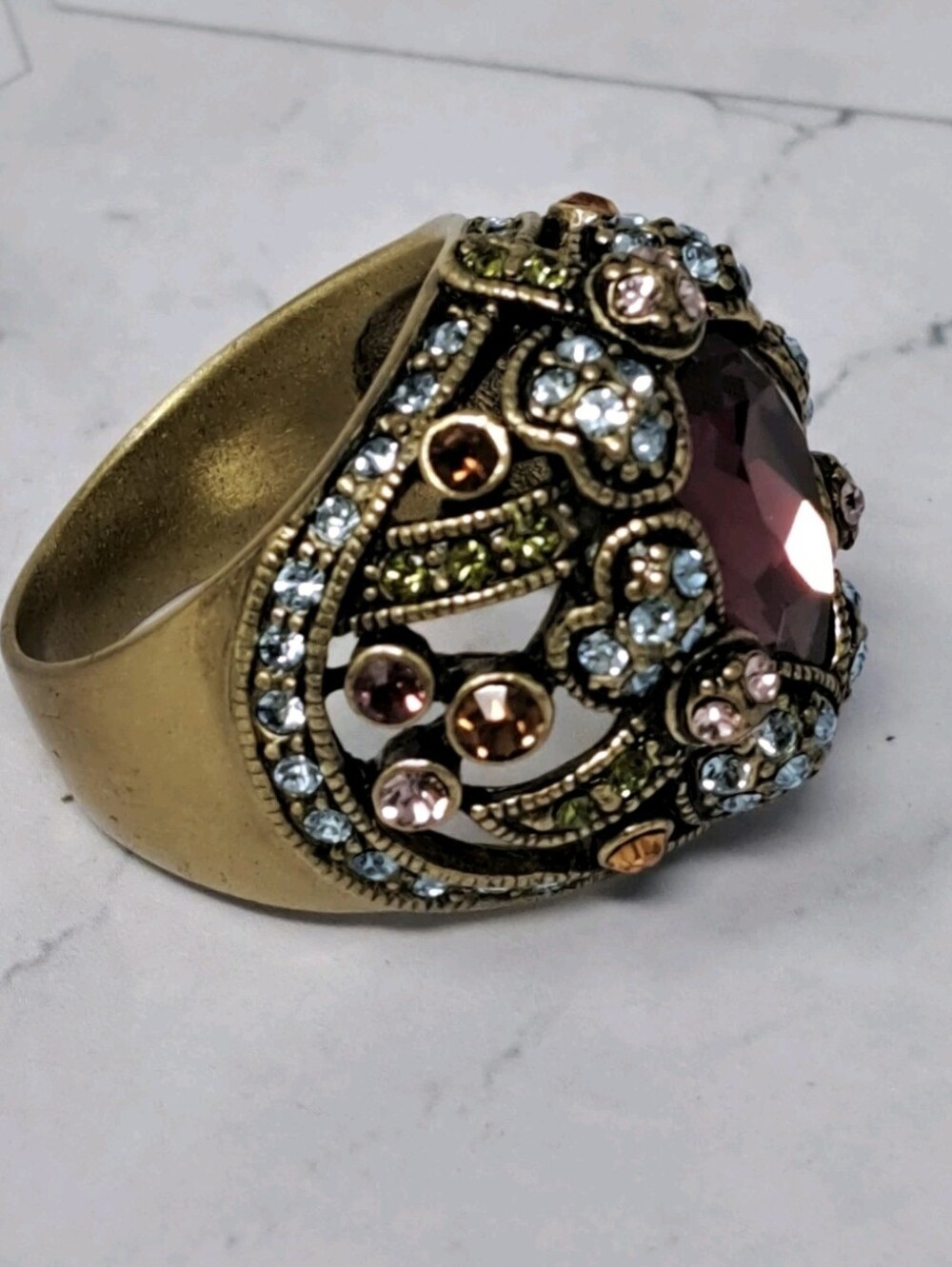 Heidi Daus Swarovski Crystal Statement Cocktail Ring - 9.5 - Picture 3 of 10